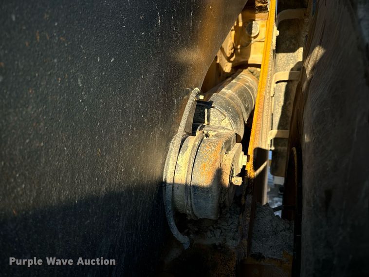 image for item EN5029 2012 John Deere 844K-II wheel loader