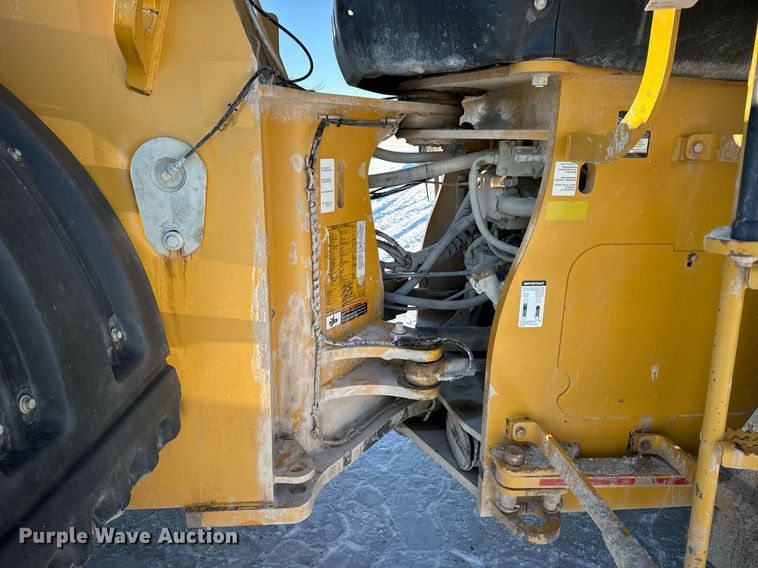 image for item EN5029 2012 John Deere 844K-II wheel loader