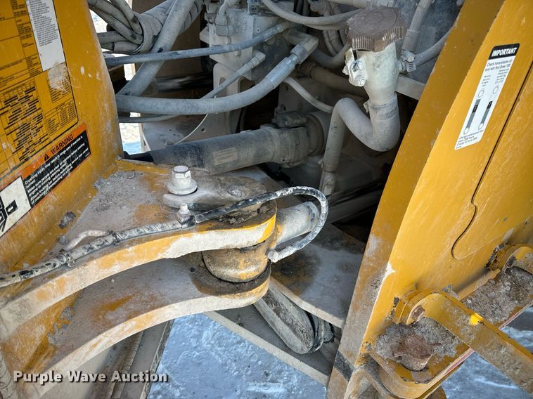 image for item EN5029 2012 John Deere 844K-II wheel loader