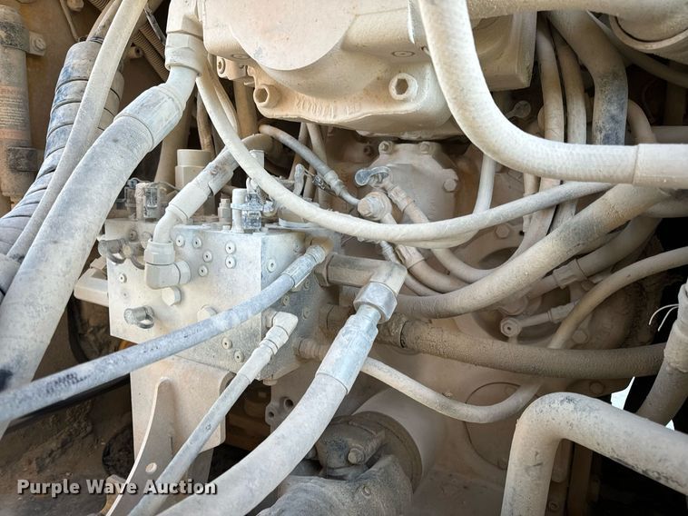 image for item EN5029 2012 John Deere 844K-II wheel loader