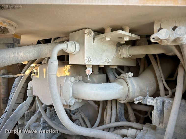 image for item EN5029 2012 John Deere 844K-II wheel loader