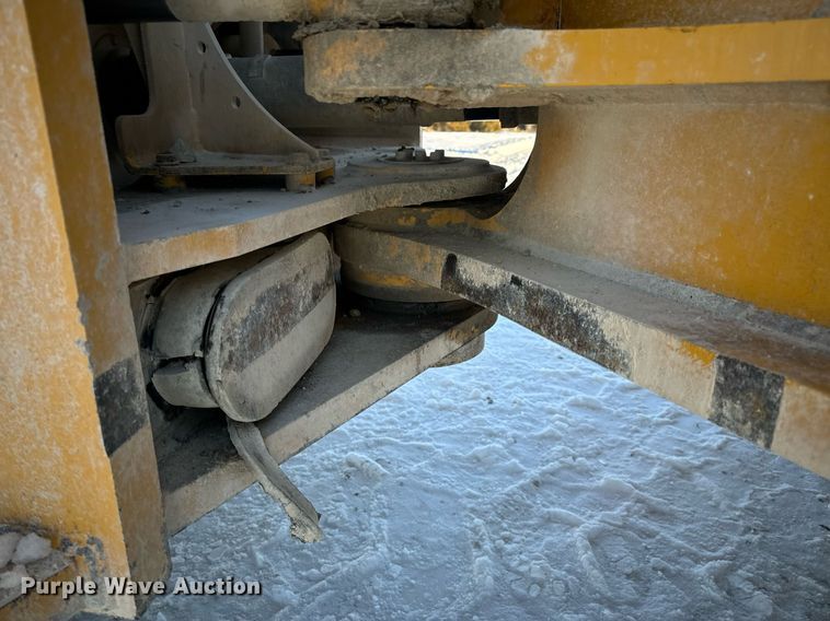 image for item EN5029 2012 John Deere 844K-II wheel loader