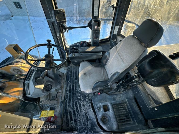 image for item EN5029 2012 John Deere 844K-II wheel loader