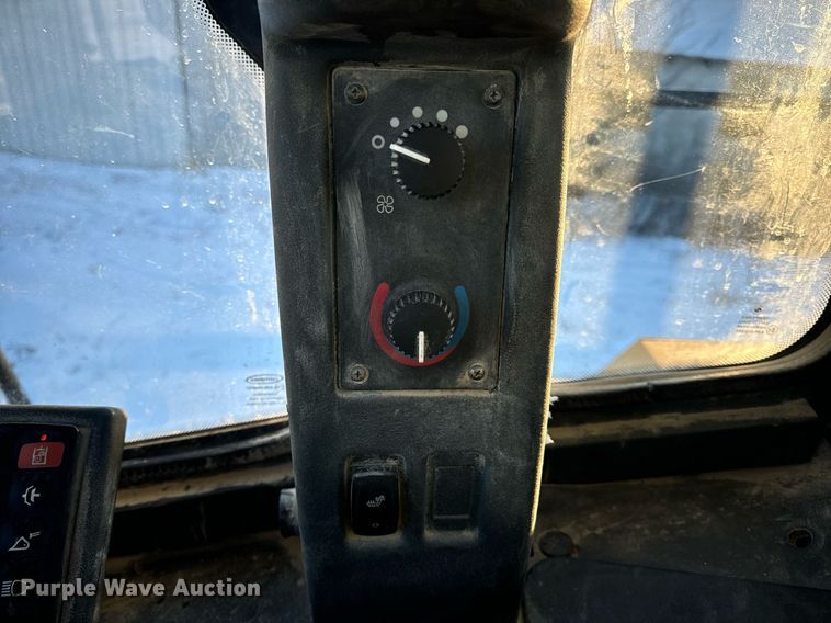 image for item EN5029 2012 John Deere 844K-II wheel loader