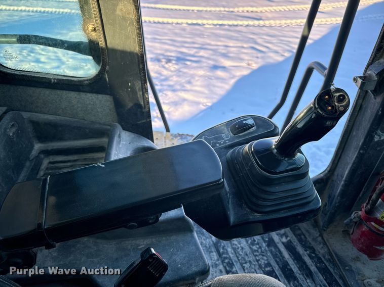 image for item EN5029 2012 John Deere 844K-II wheel loader