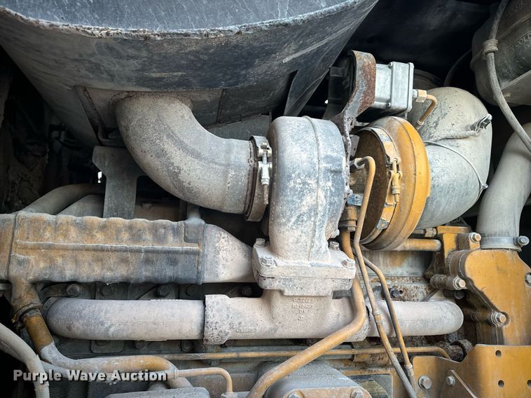 image for item EN5029 2012 John Deere 844K-II wheel loader