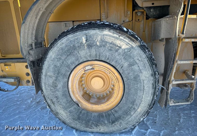 image for item EN5029 2012 John Deere 844K-II wheel loader