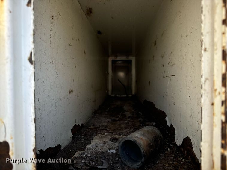 image for item EN5034 2009 Elgin 3300 street sweeper truck