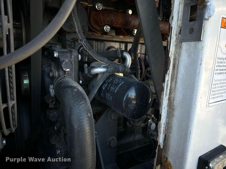 image for item EN5034 2009 Elgin 3300 street sweeper truck