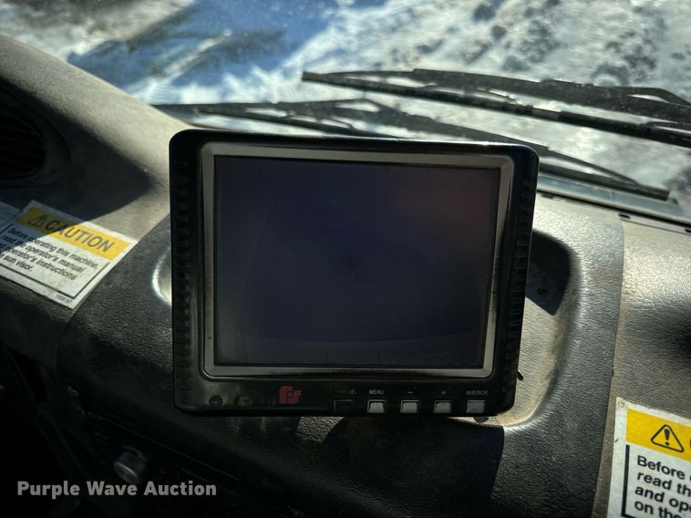 image for item EN5034 2009 Elgin 3300 street sweeper truck