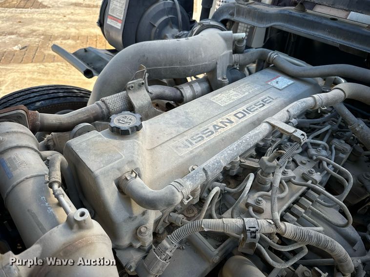 image for item EN5034 2009 Elgin 3300 street sweeper truck