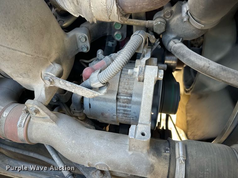 image for item EN5034 2009 Elgin 3300 street sweeper truck