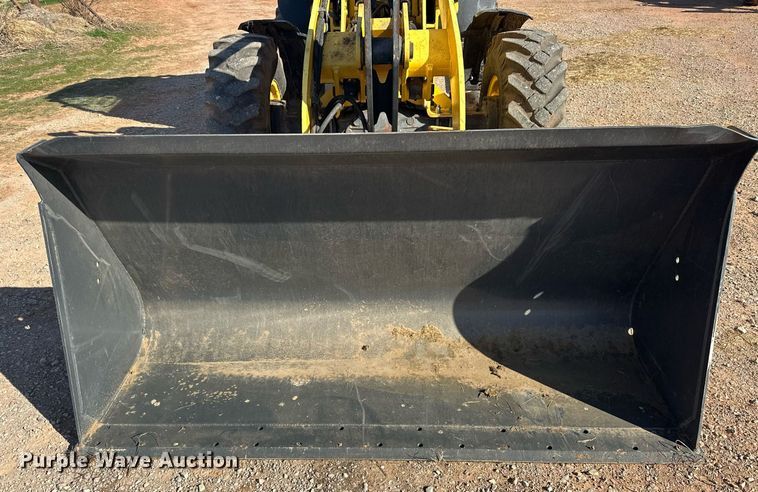 image for item ER4800 2016 New Holland W80C wheel loader