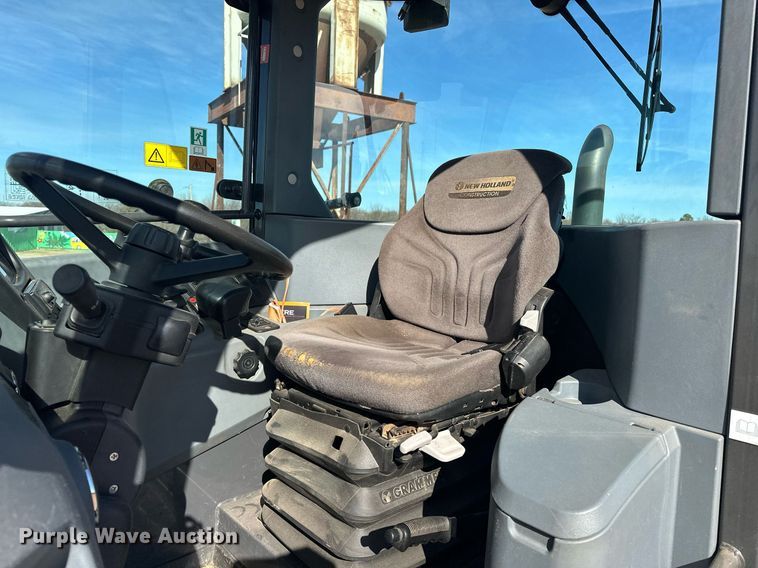 image for item ER4800 2016 New Holland W80C wheel loader