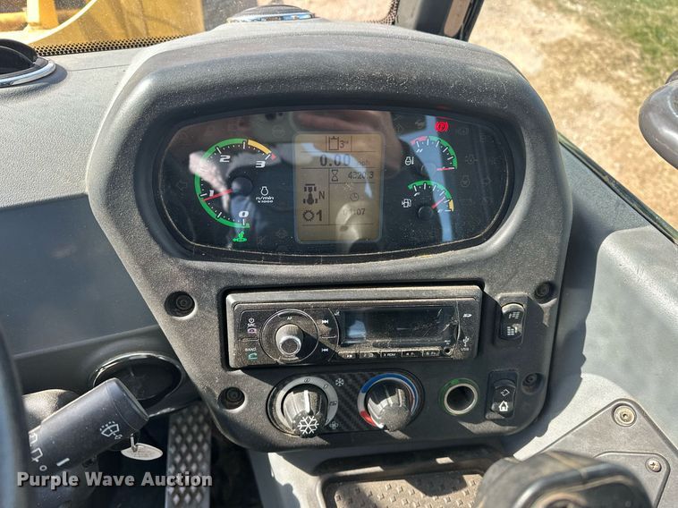 image for item ER4800 2016 New Holland W80C wheel loader