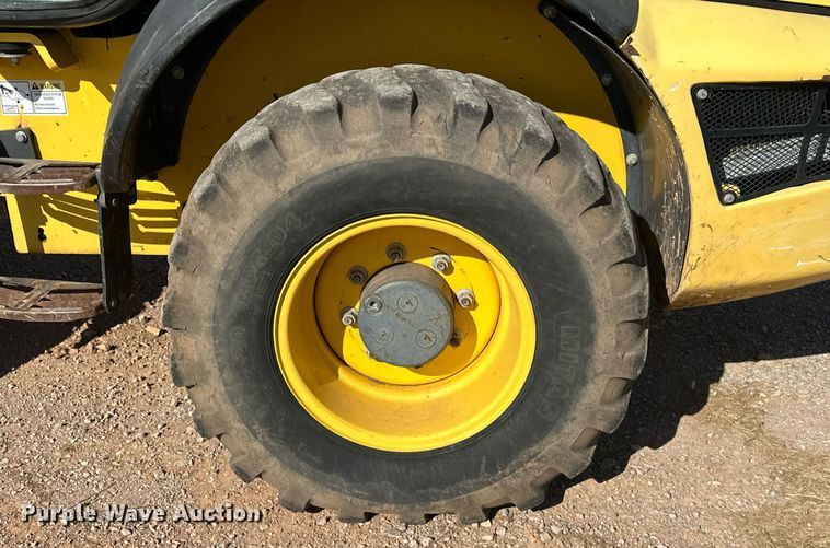 image for item ER4800 2016 New Holland W80C wheel loader