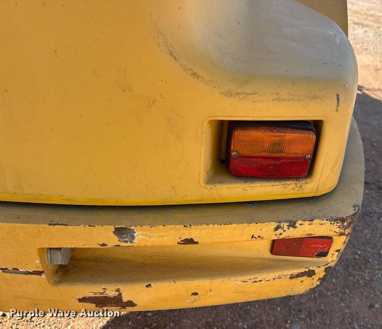 image for item ER4802 2013 John Deere 244J wheel loader