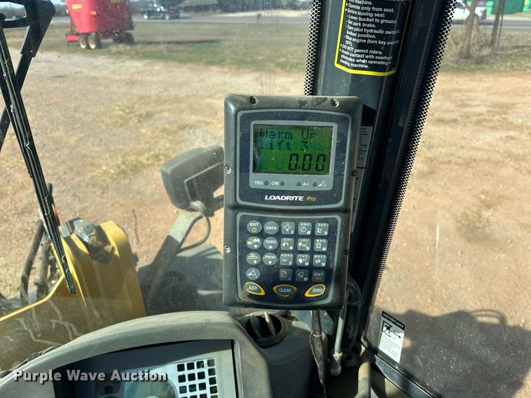 image for item ER4802 2013 John Deere 244J wheel loader