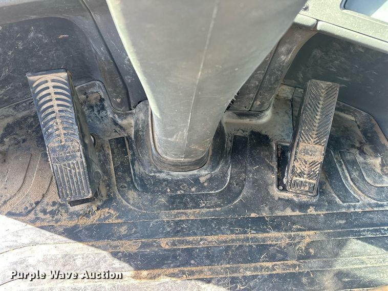 image for item ER4802 2013 John Deere 244J wheel loader