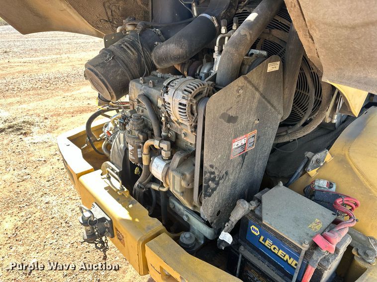 image for item ER4802 2013 John Deere 244J wheel loader