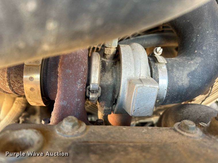 image for item ER4802 2013 John Deere 244J wheel loader