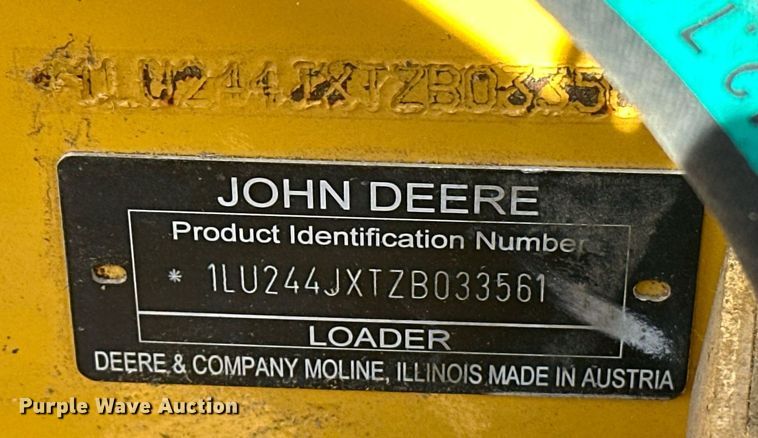 image for item ER4802 2013 John Deere 244J wheel loader