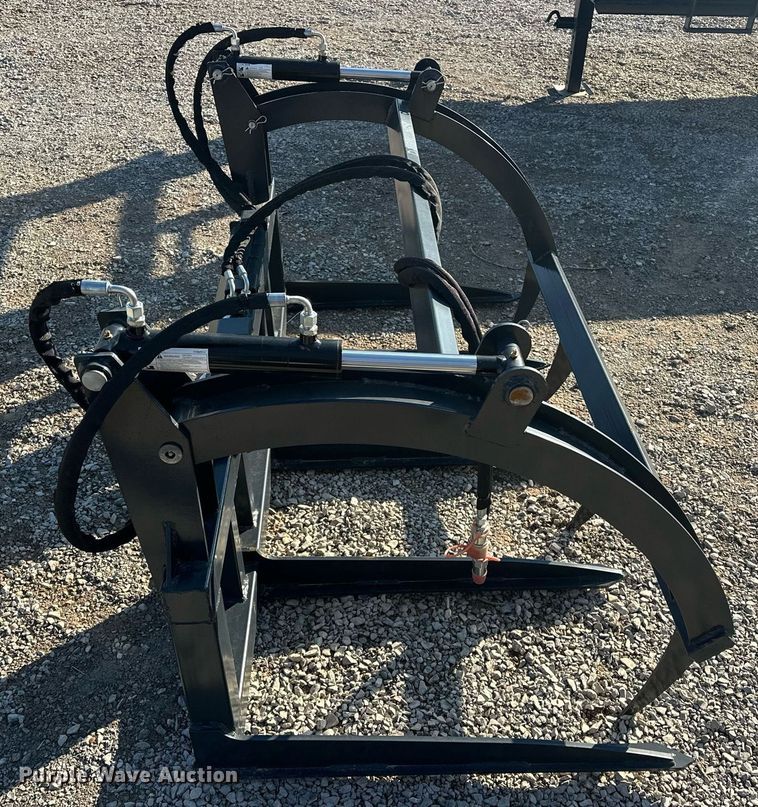 image for item ER4815 2023 Wolverine BG-13-72W bale grabber