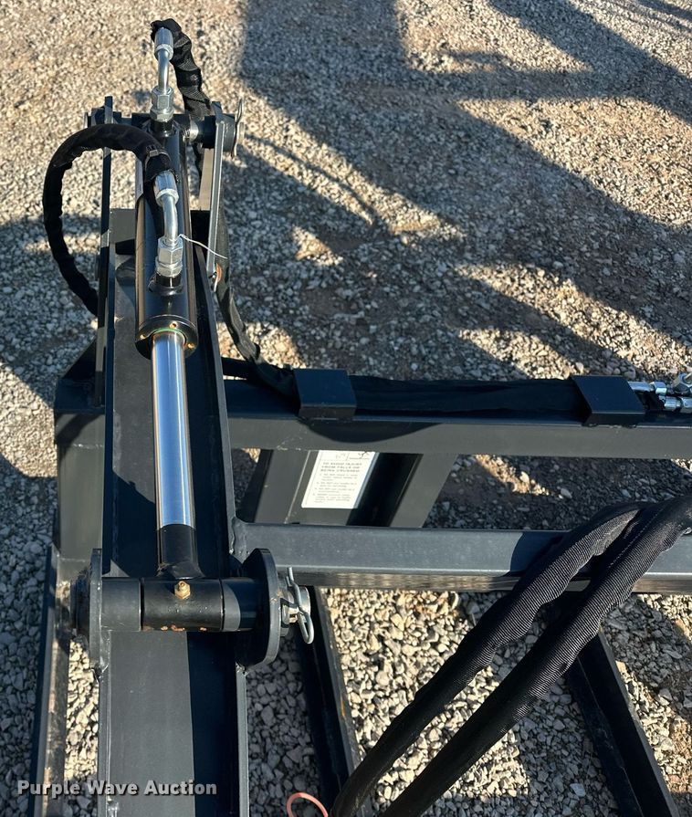 image for item ER4815 2023 Wolverine BG-13-72W bale grabber