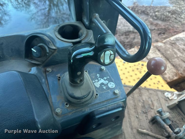 image for item ER4828 2012 John Deere 750K dozer