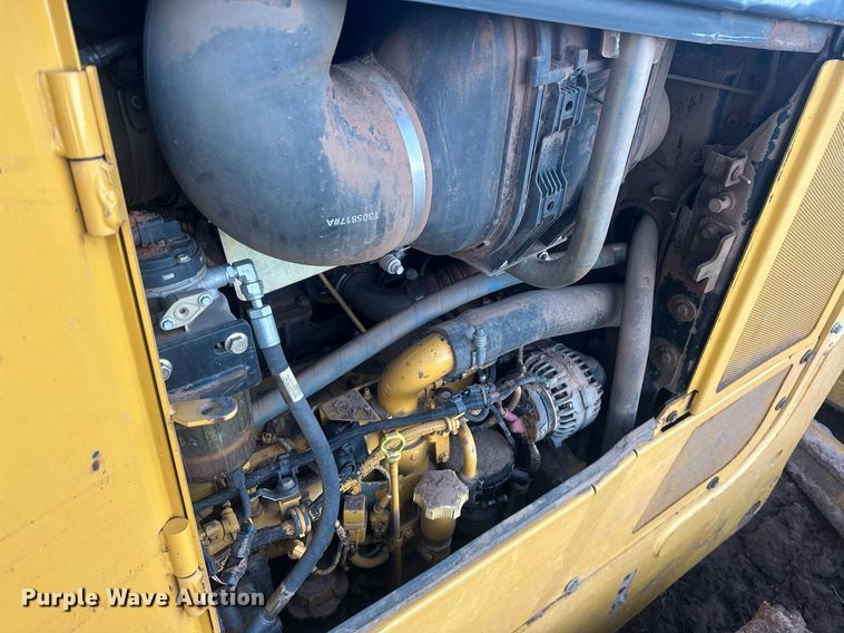 image for item ER4828 2012 John Deere 750K dozer