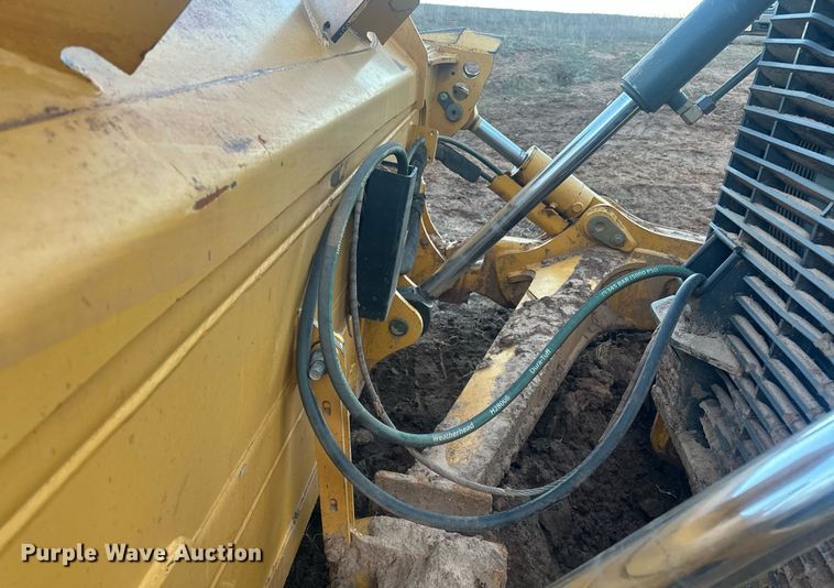 image for item ER4828 2012 John Deere 750K dozer