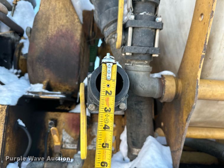 image for item ER5059 2000 Freightliner CC Conventional flatbed truck