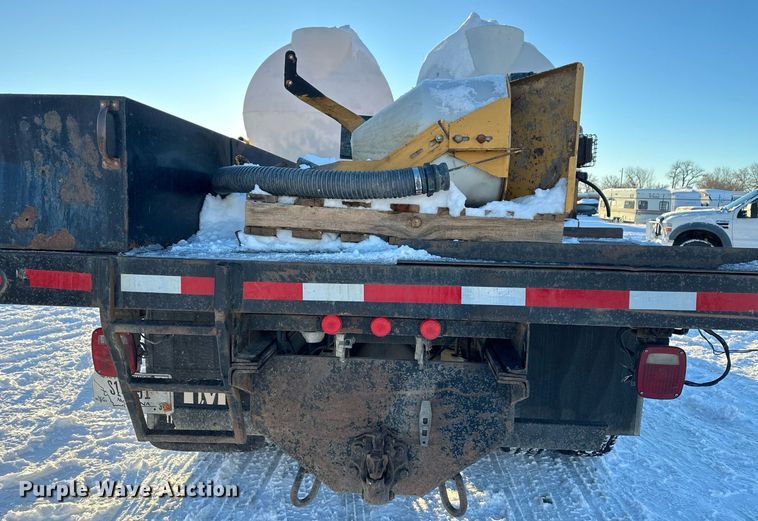 image for item ER5059 2000 Freightliner CC Conventional flatbed truck