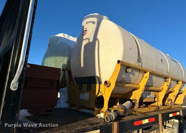 image for item ER5059 2000 Freightliner CC Conventional flatbed truck