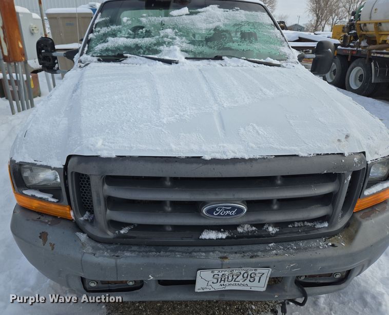 image for item ER5060 1999 Ford F450 Super Duty bucket truck