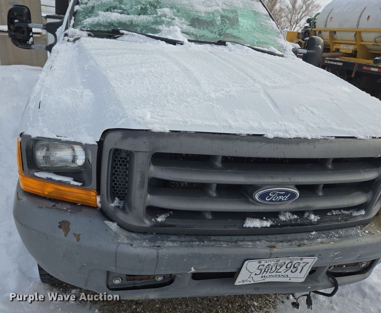 image for item ER5060 1999 Ford F450 Super Duty bucket truck