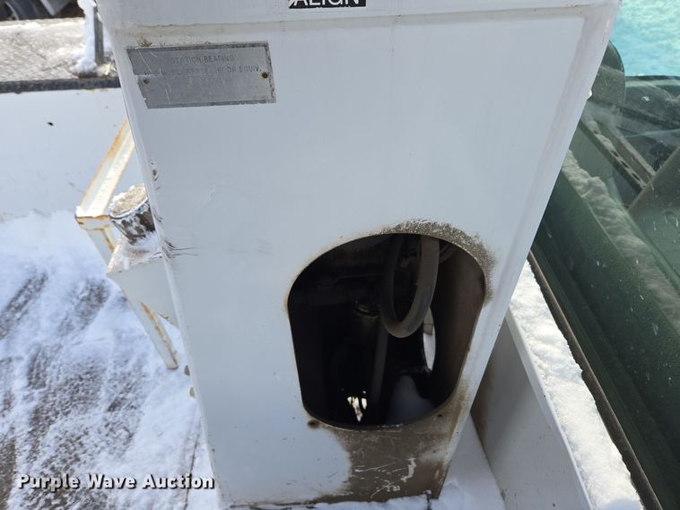 image for item ER5060 1999 Ford F450 Super Duty bucket truck