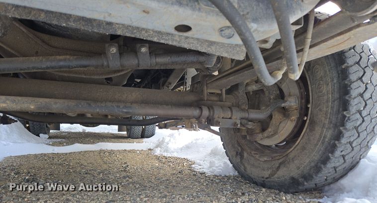 image for item ER5060 1999 Ford F450 Super Duty bucket truck