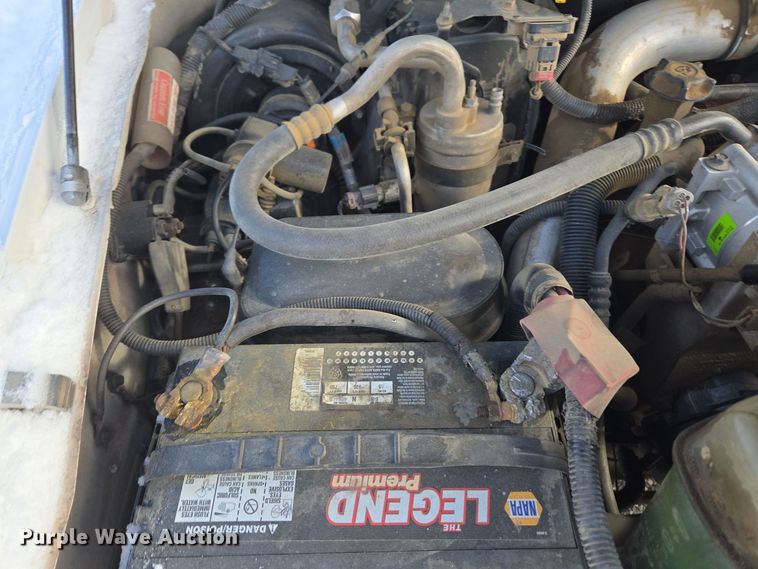 image for item ER5060 1999 Ford F450 Super Duty bucket truck