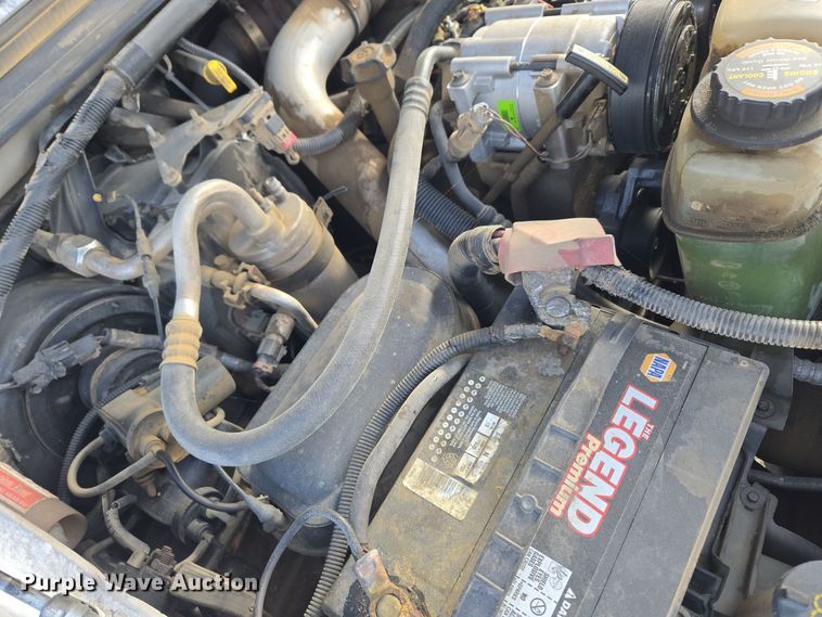 image for item ER5060 1999 Ford F450 Super Duty bucket truck