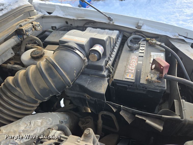 image for item ER5060 1999 Ford F450 Super Duty bucket truck