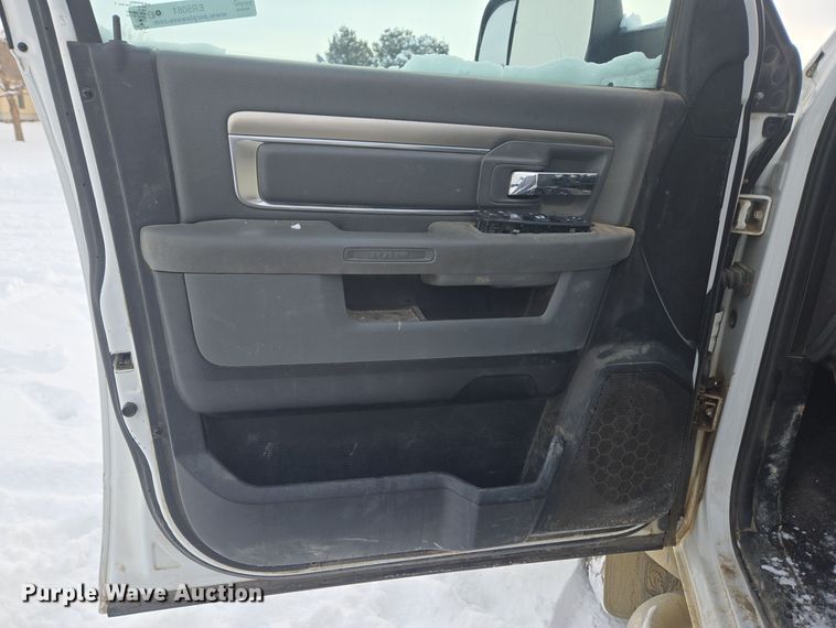 image for item ER5061 2014 Dodge Ram 2500 Crew Cab pickup truck