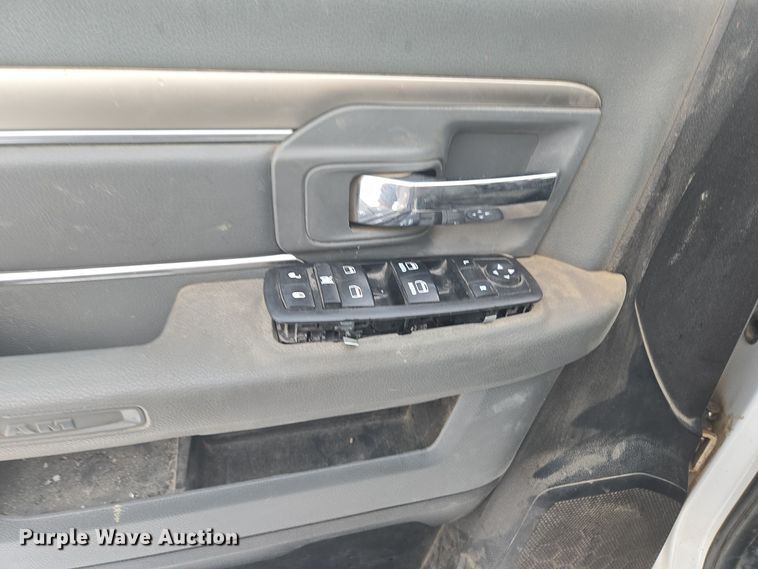 image for item ER5061 2014 Dodge Ram 2500 Crew Cab pickup truck