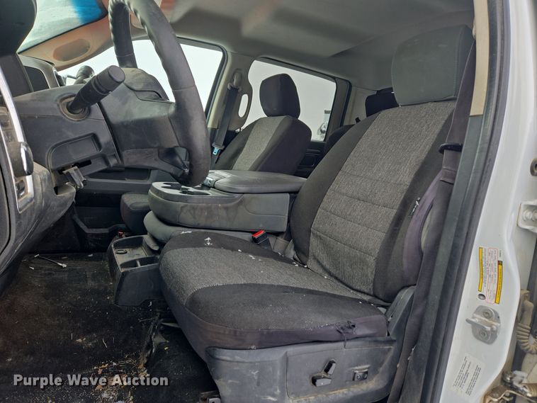 image for item ER5061 2014 Dodge Ram 2500 Crew Cab pickup truck