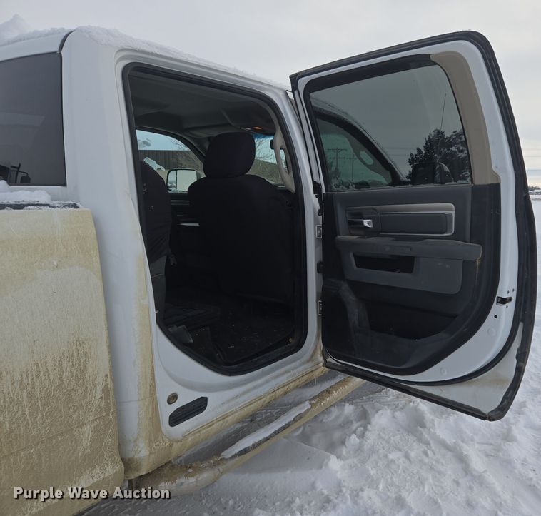 image for item ER5061 2014 Dodge Ram 2500 Crew Cab pickup truck