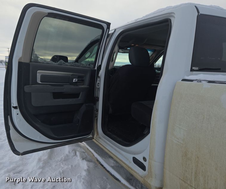 image for item ER5061 2014 Dodge Ram 2500 Crew Cab pickup truck