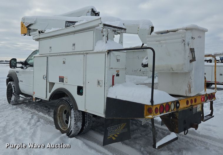 image for item ER5063 2005 Ford F550 Super Duty bucket truck