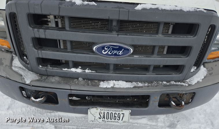 image for item ER5063 2005 Ford F550 Super Duty bucket truck