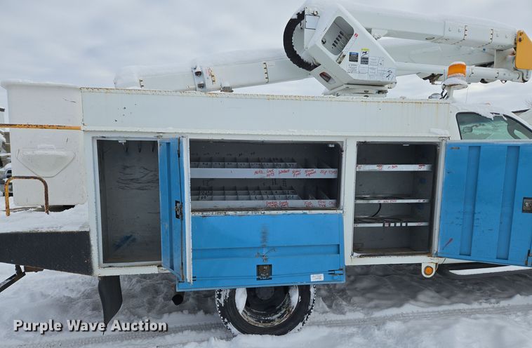 image for item ER5063 2005 Ford F550 Super Duty bucket truck