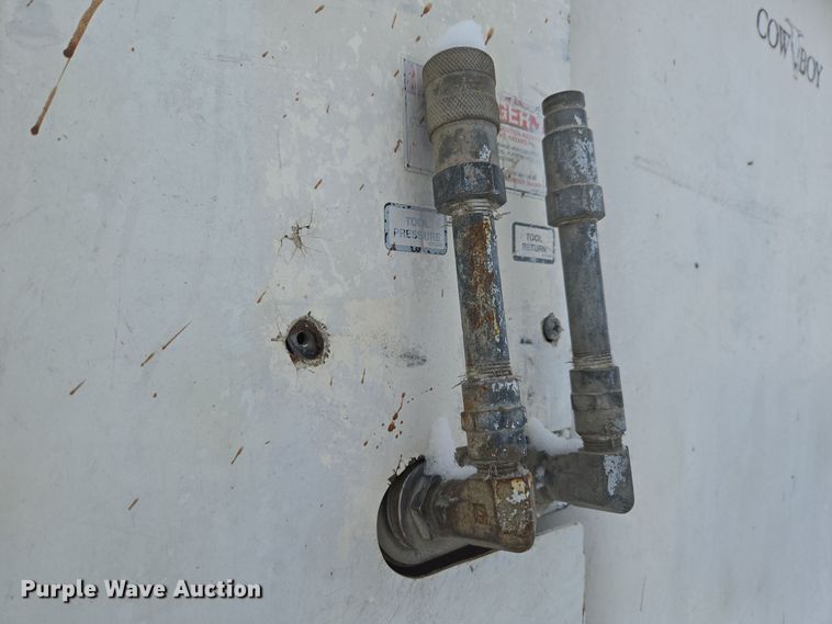 image for item ER5063 2005 Ford F550 Super Duty bucket truck